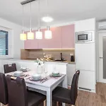 Three Olives Apartman