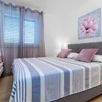 Apartman Three Olives