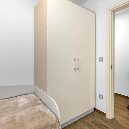 Three Olives * Tribalj