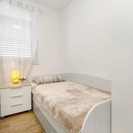 Three Olives Apartmán *