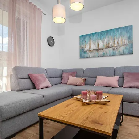 Apartmán Three Olives Tribalj