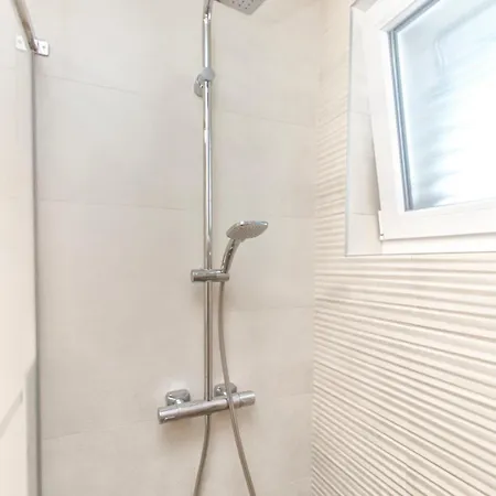 Three Olives Apartmán *