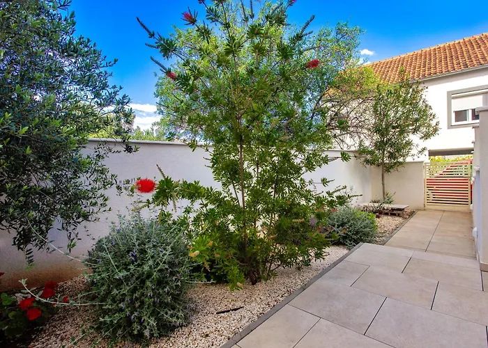 Three Olives Apartamento Tribalj