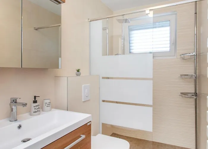 Three Olives * Tribalj