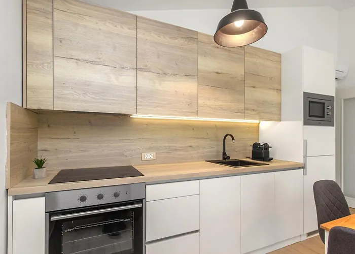 Three Olives * Tribalj