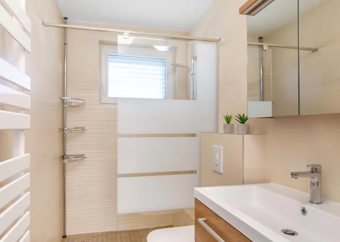 Three Olives Tribalj